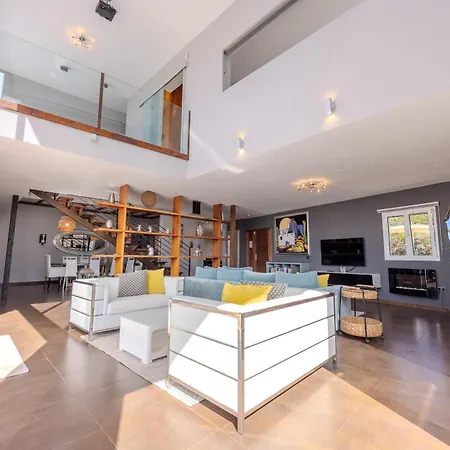 Casa Alma By Escape * Tías