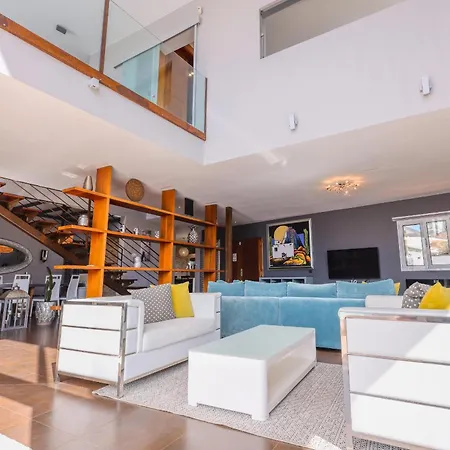 Casa Alma By Escape * Tías